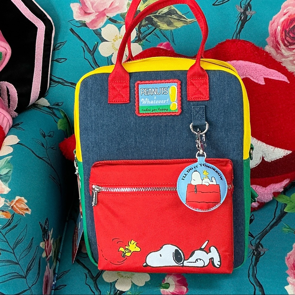 PEANUTS COLOR BLOCK DENIM & CANVAS REVERSIBLE/CONVERTIBLE CROSSBODY BAG